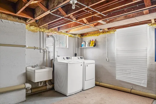 $349,900 | 302 West Florida Avenue, Urbana, IL 61801