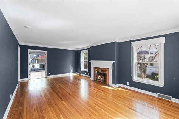 $349,900 | 302 West Florida Avenue, Urbana, IL 61801