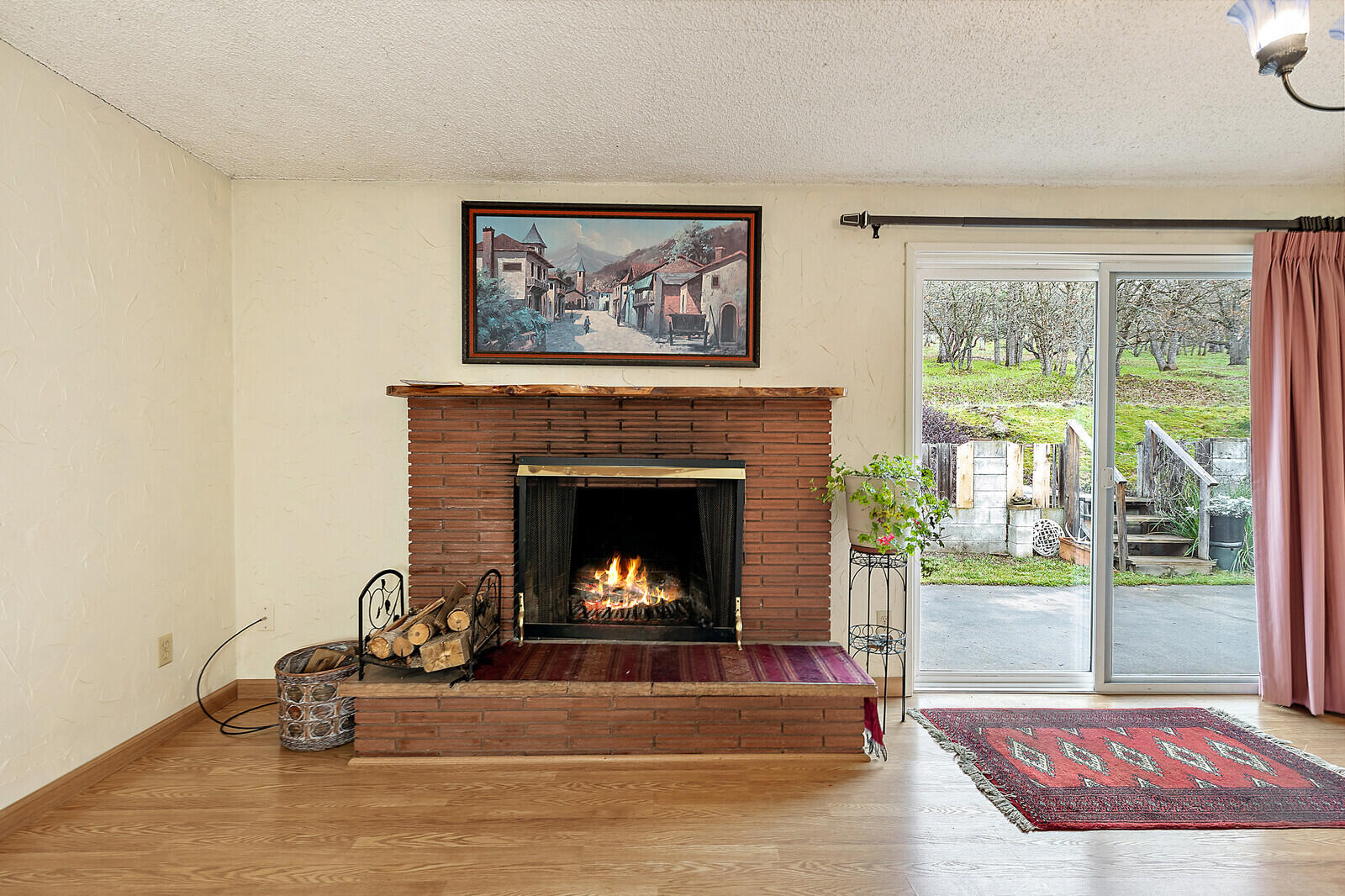 6674 Pioneer Road Medford, OR 97501 - Photo 33 of 68 40_PR_42_mls