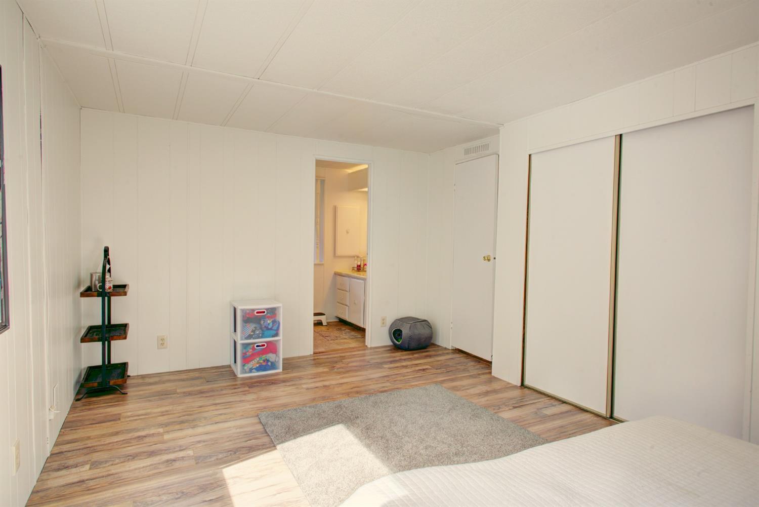 2751 Russell Road Grants Pass, OR 97526 - Photo 16 of 35 Additional Photo