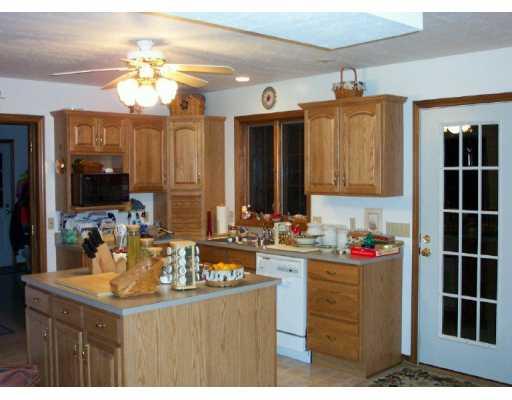 380 Crooks School Road Clinton, PA 15026 - Photo 2 of 8 Kitchen.