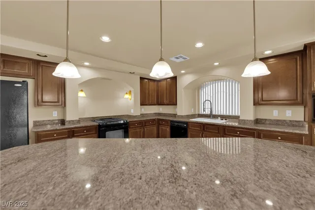 $2,563 | 1142 Sax Fifth Avenue, Henderson, NV 89052