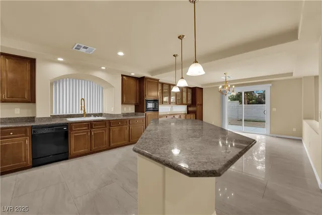 $2,563 | 1142 Sax Fifth Avenue, Henderson, NV 89052