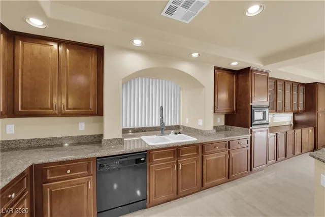 $2,563 | 1142 Sax Fifth Avenue, Henderson, NV 89052