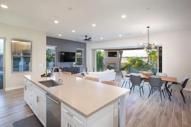 $983,000 | 2703 Retreat Circle, Palm Desert, CA 92260