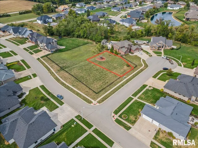 $70,000 | 1905 Fieldstone Court, Chatham, IL 62629