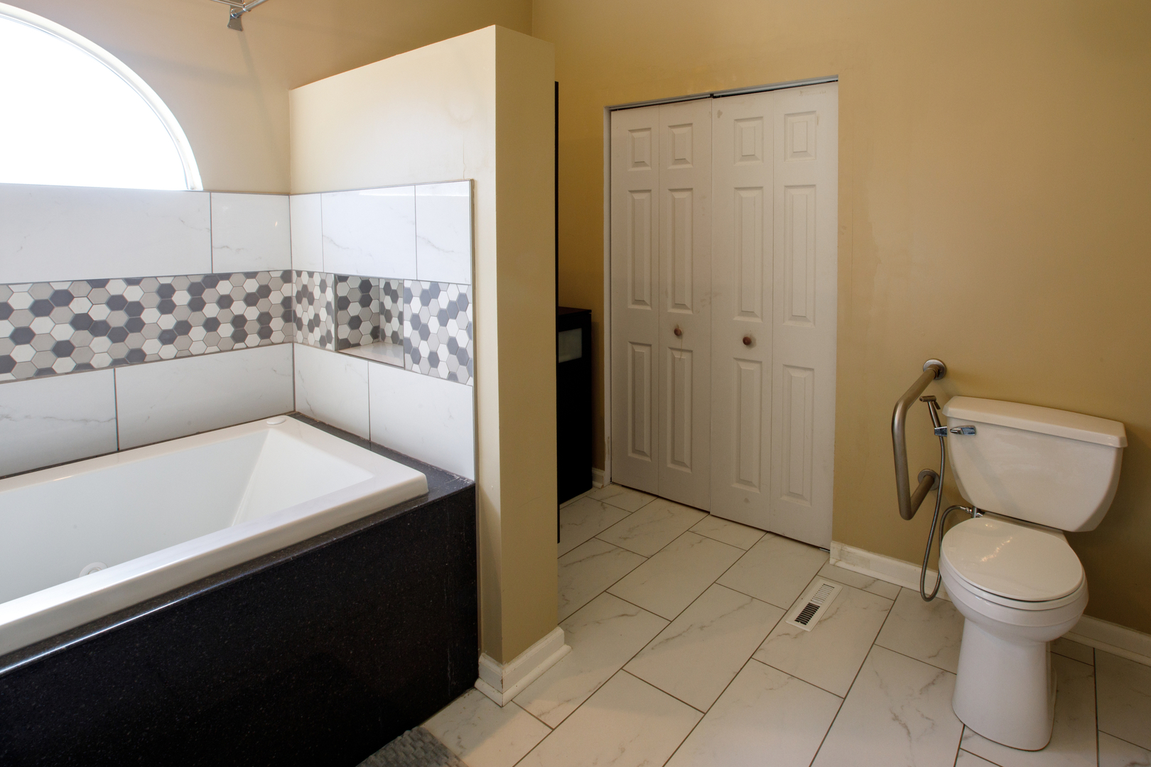 508 North Raven Road Shorewood, IL 60404 - Photo 15 of 29 Gallery Image 15