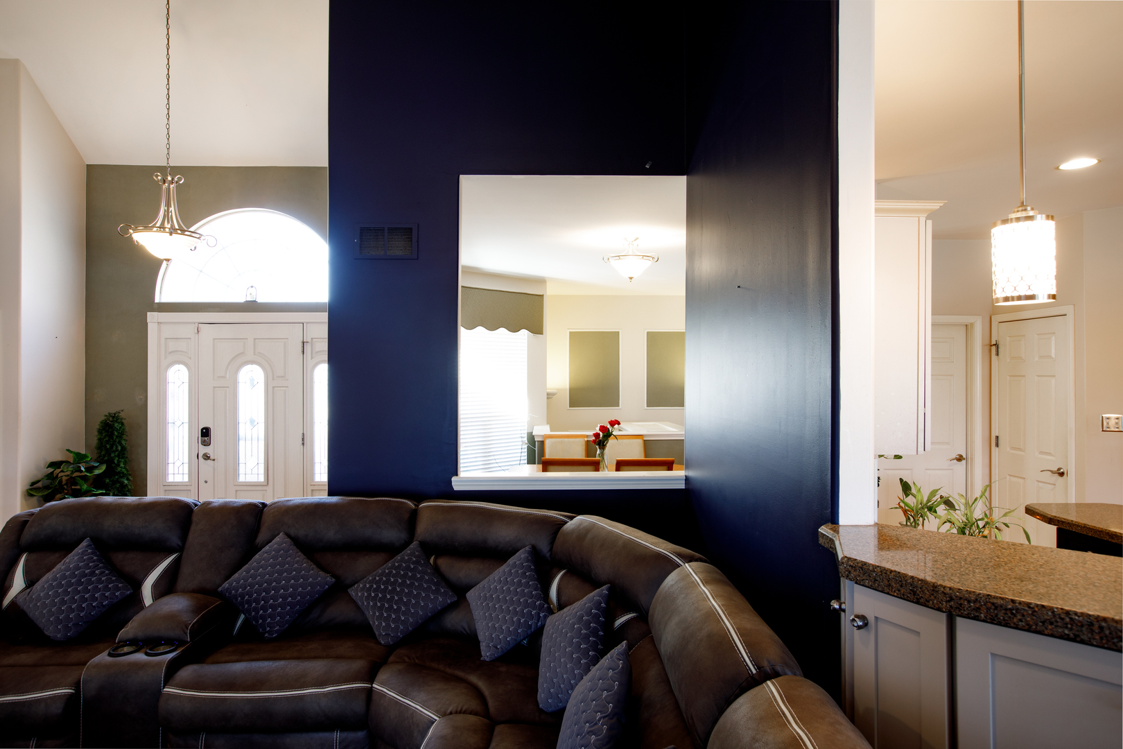 508 North Raven Road Shorewood, IL 60404 - Photo 3 of 29 Gallery Image 3