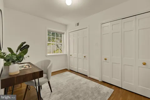 $995,000 | 4939 Crescent Street, Unit C18, Bethesda, MD 20816