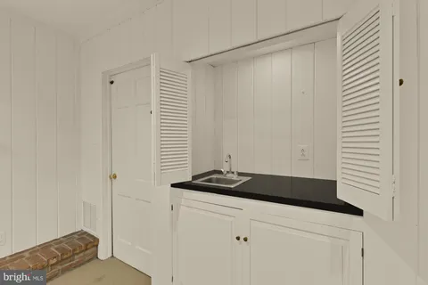 $995,000 | 4939 Crescent Street, Unit C18, Bethesda, MD 20816