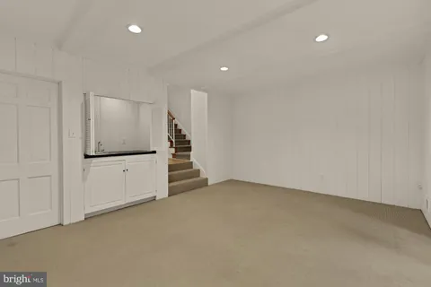 $995,000 | 4939 Crescent Street, Unit C18, Bethesda, MD 20816