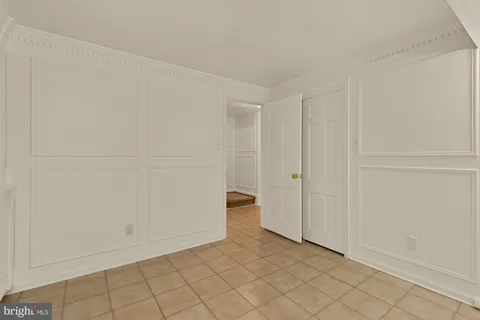 $995,000 | 4939 Crescent Street, Unit C18, Bethesda, MD 20816