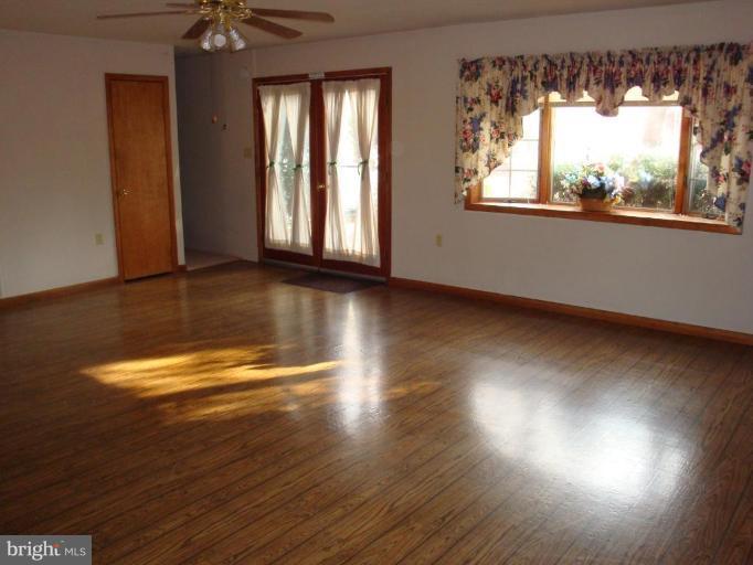 8613 Ramsburg Road Thurmont, MD 21788 - Photo 12 of 22 Huge room with full bath