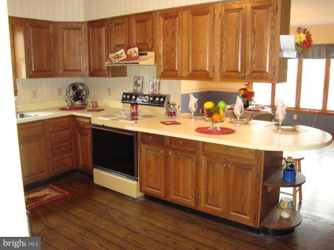 8613 Ramsburg Road Thurmont, MD 21788 - Photo 10 of 22 Kitchen