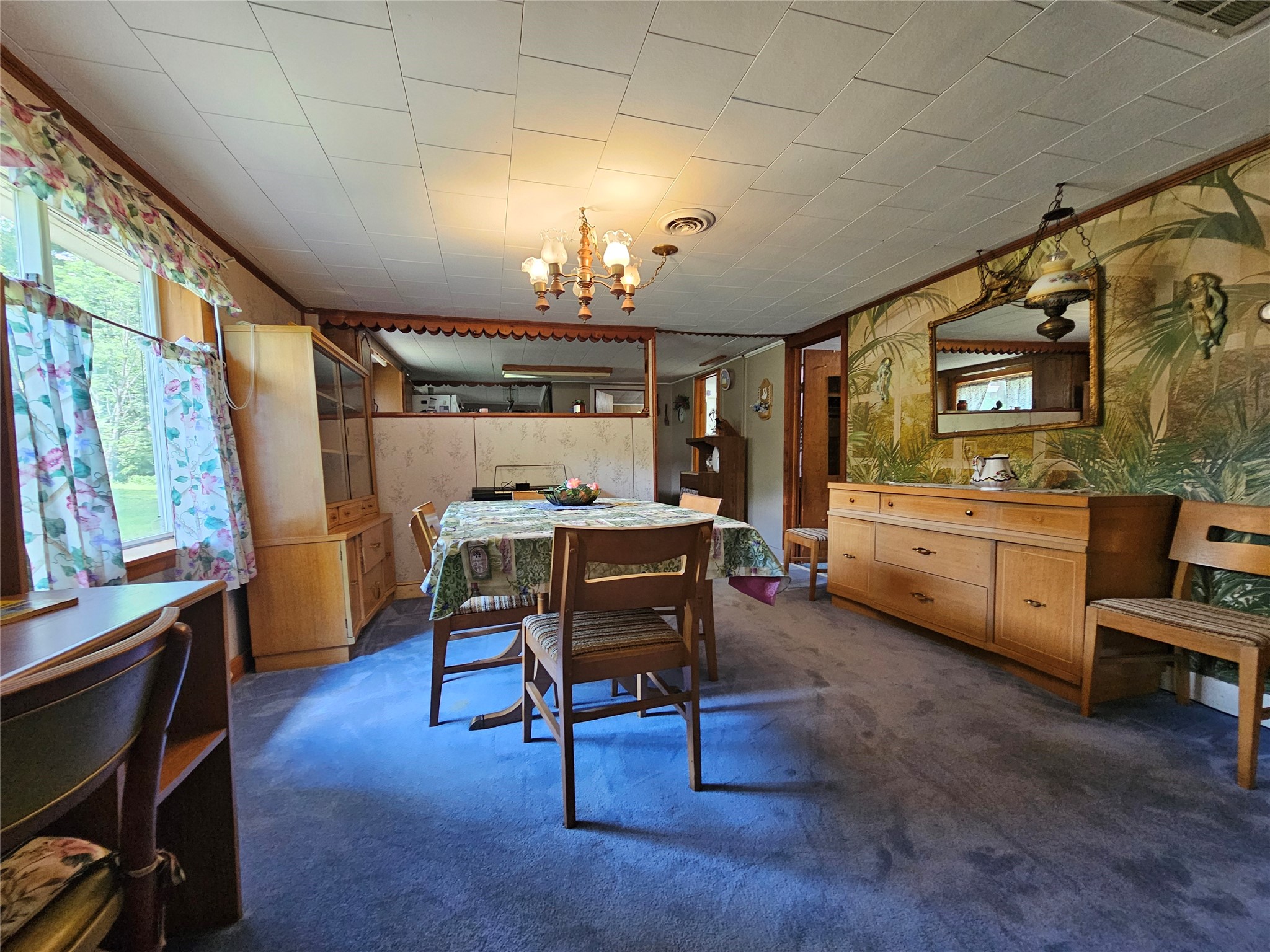 824 Day Hollow Road Endicott, NY 13760 - Photo 5 of 35