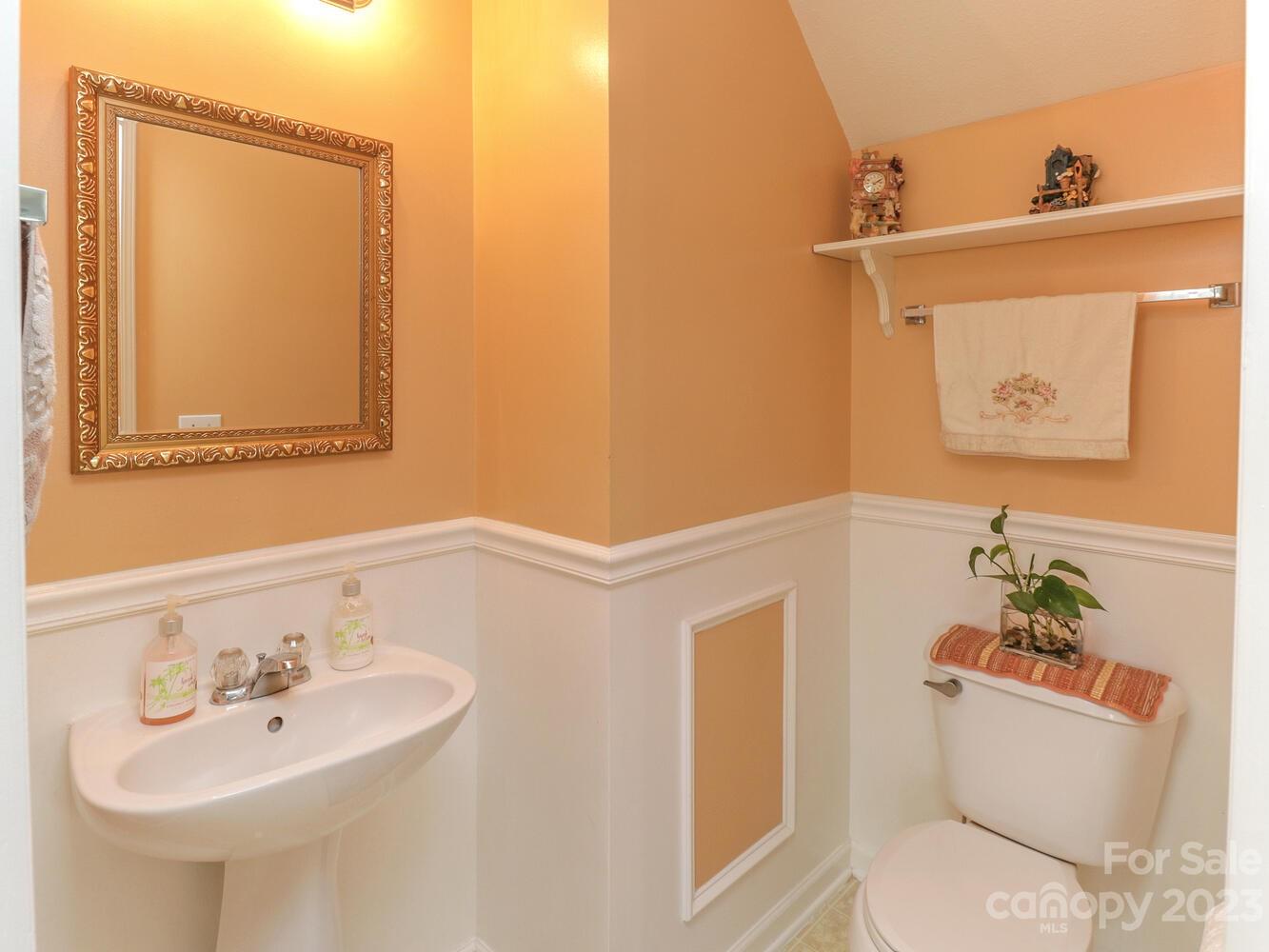16342 Hayfield Road Charlotte, NC 28213 - Photo 14 of 31 Gallery Image 14