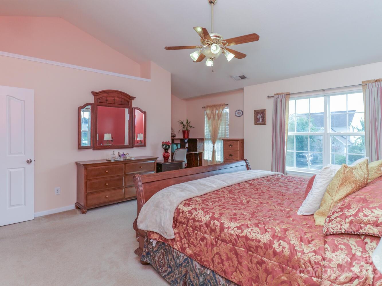 16342 Hayfield Road Charlotte, NC 28213 - Photo 19 of 31 Gallery Image 19