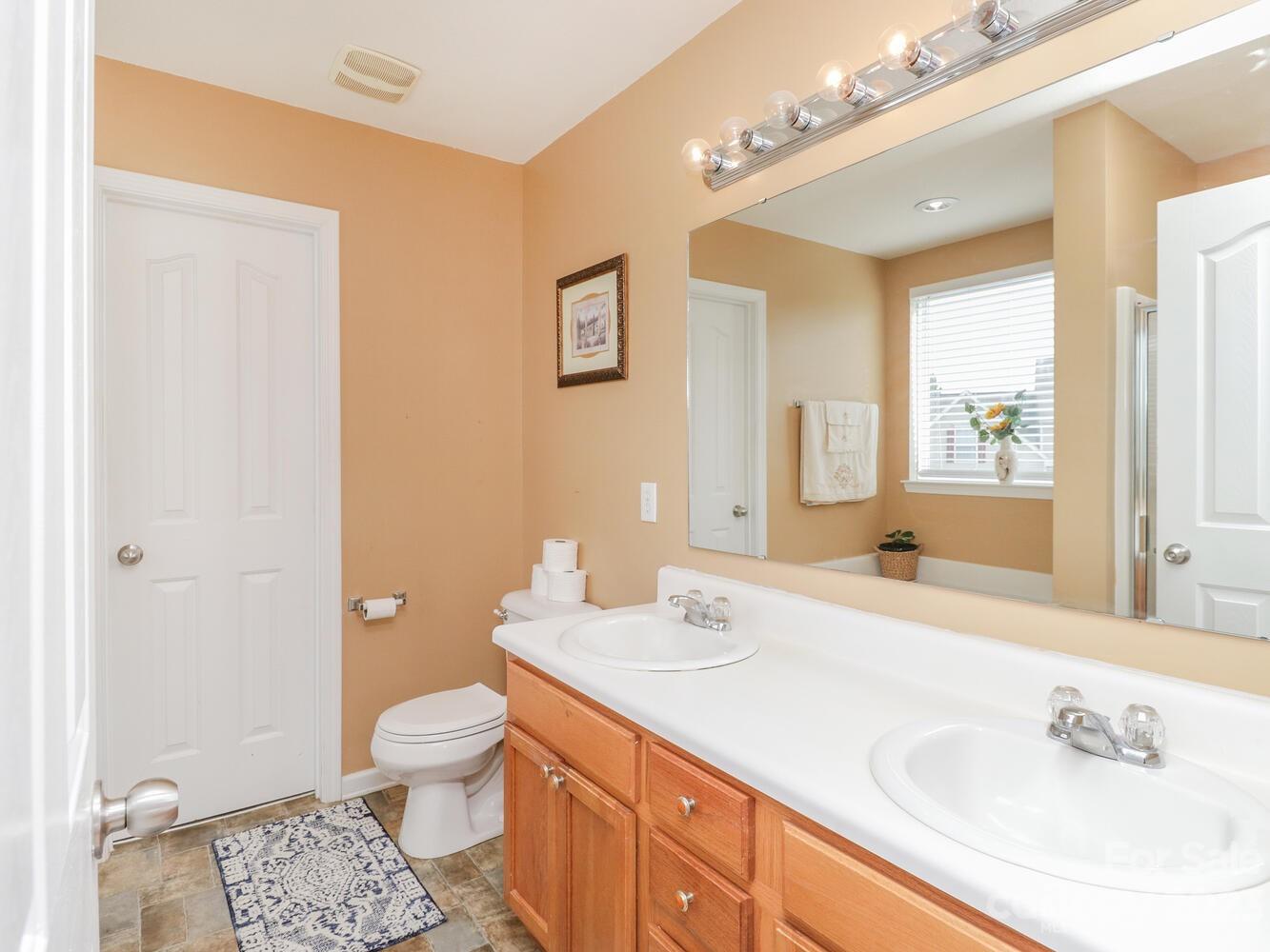 16342 Hayfield Road Charlotte, NC 28213 - Photo 20 of 31 Gallery Image 20