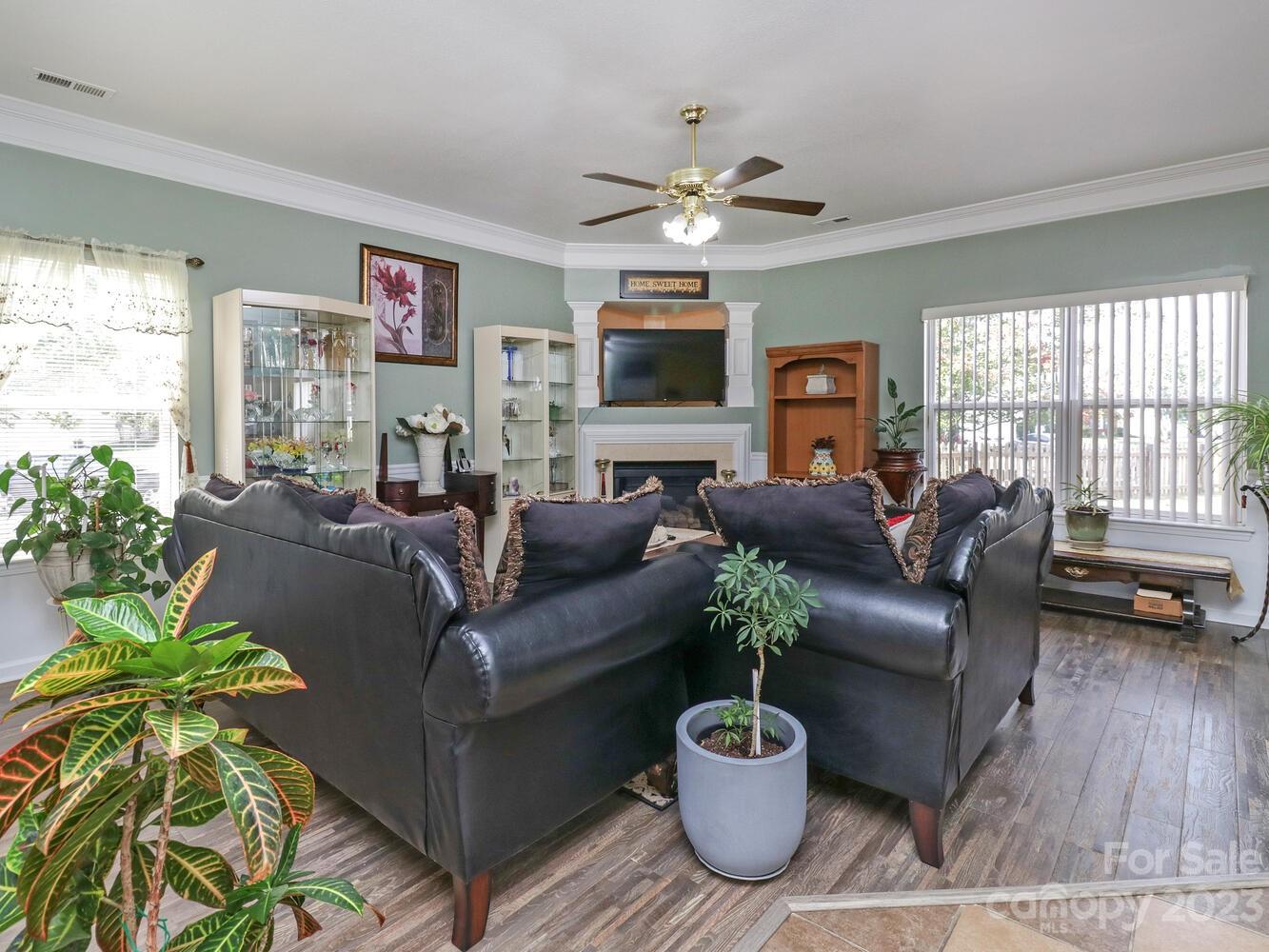16342 Hayfield Road Charlotte, NC 28213 - Photo 8 of 31 Gallery Image 8