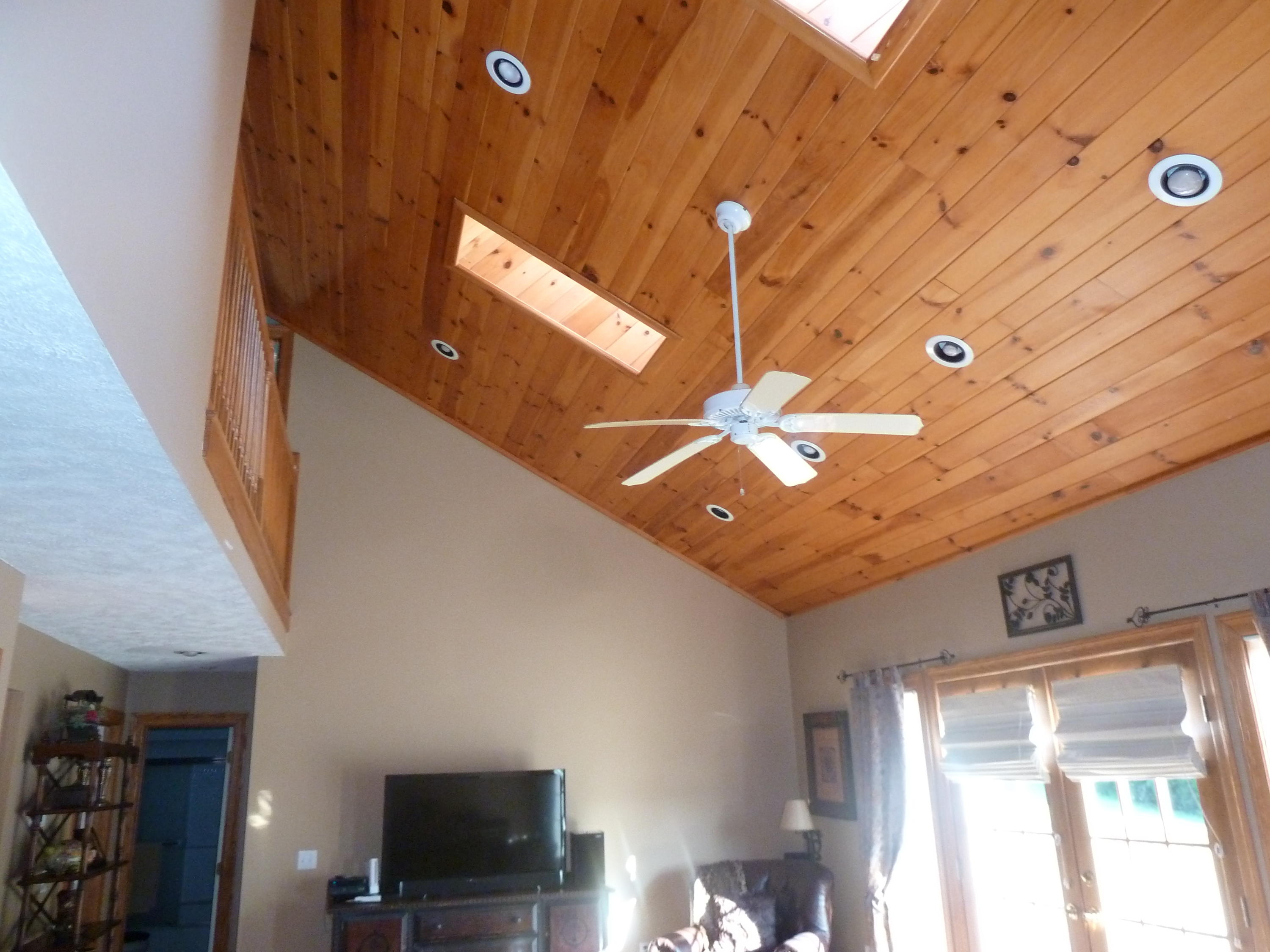200 Leaning Oak Road Boones Mill, VA 24065 - Photo 7 of 52 6 Ceiling in Family Room