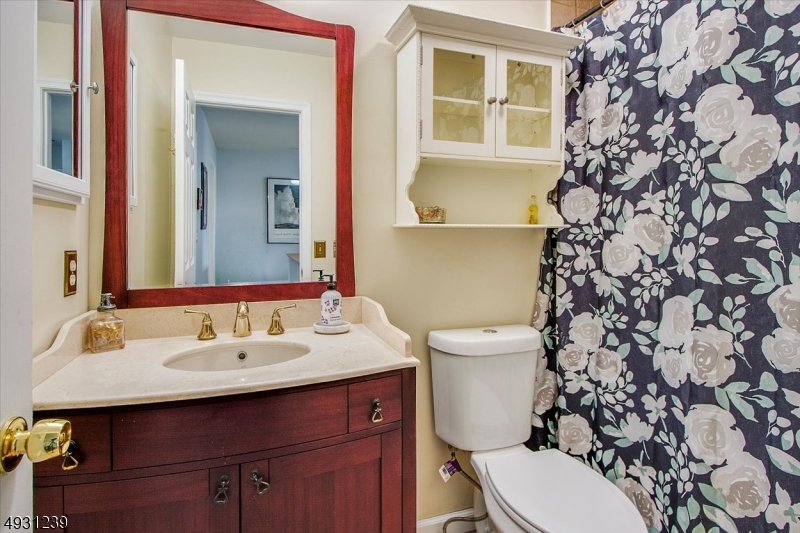 12 Mansfield Way Oak Ridge, NJ 07438 - Photo 20 of 27 Gallery Image 20