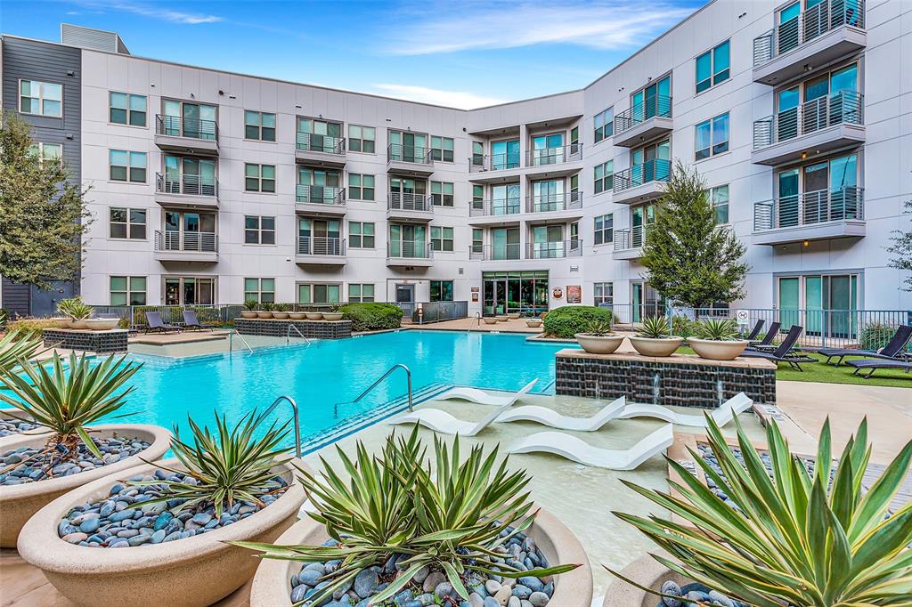 600 Harrold St Unit B142220