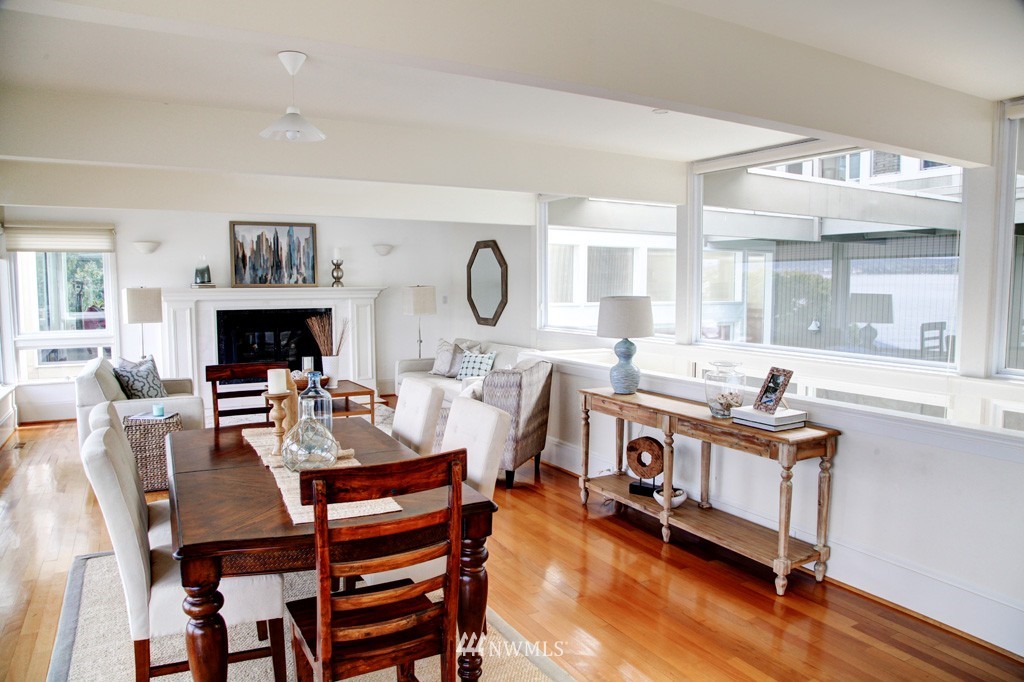 10608 Riviera Place Northeast Seattle, WA 98125 - Photo 11 of 25 Gallery Image 11