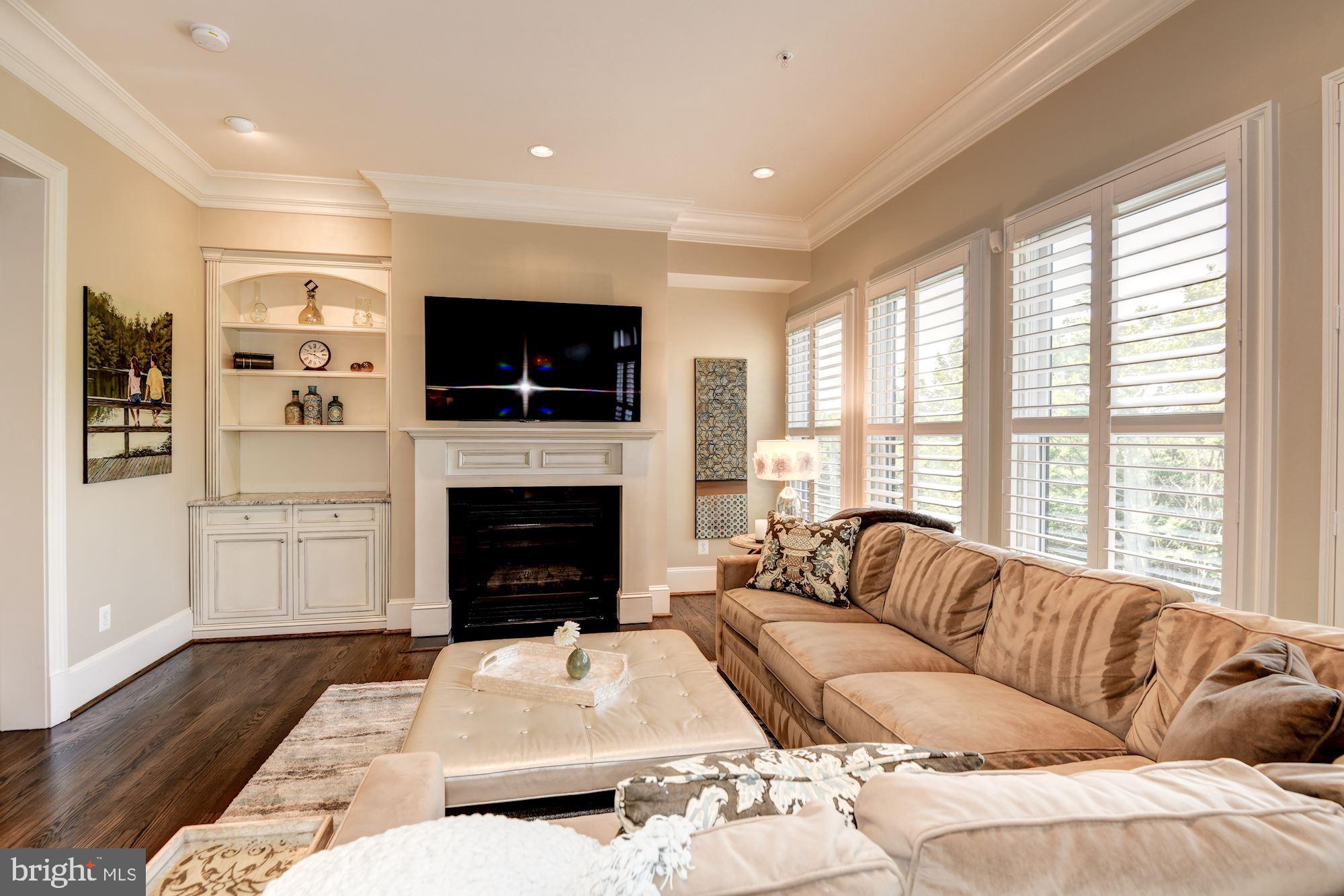 12425 Ansin Cir Drive Potomac, MD 20854 - Photo 12 of 61