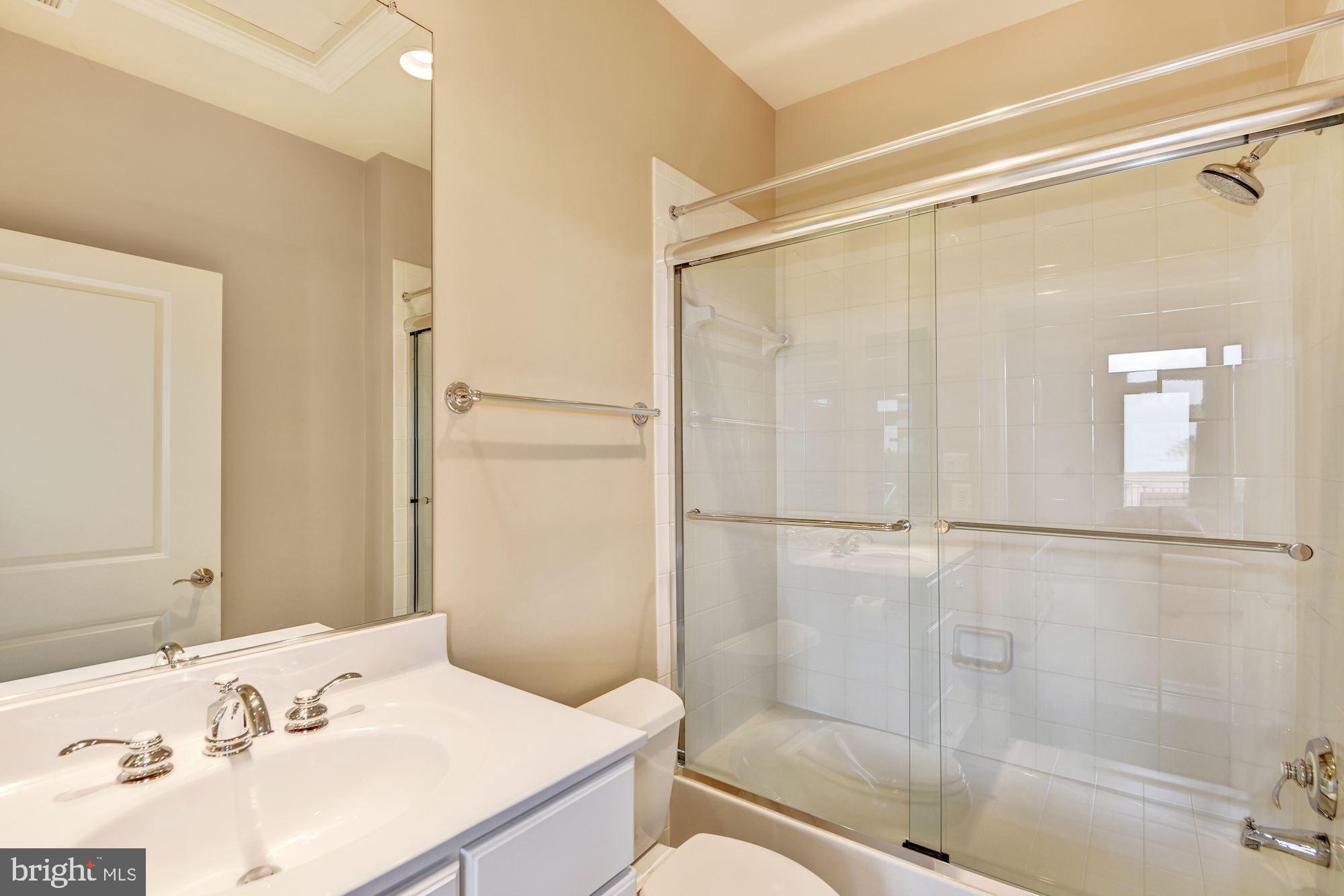 12425 Ansin Cir Drive Potomac, MD 20854 - Photo 49 of 61