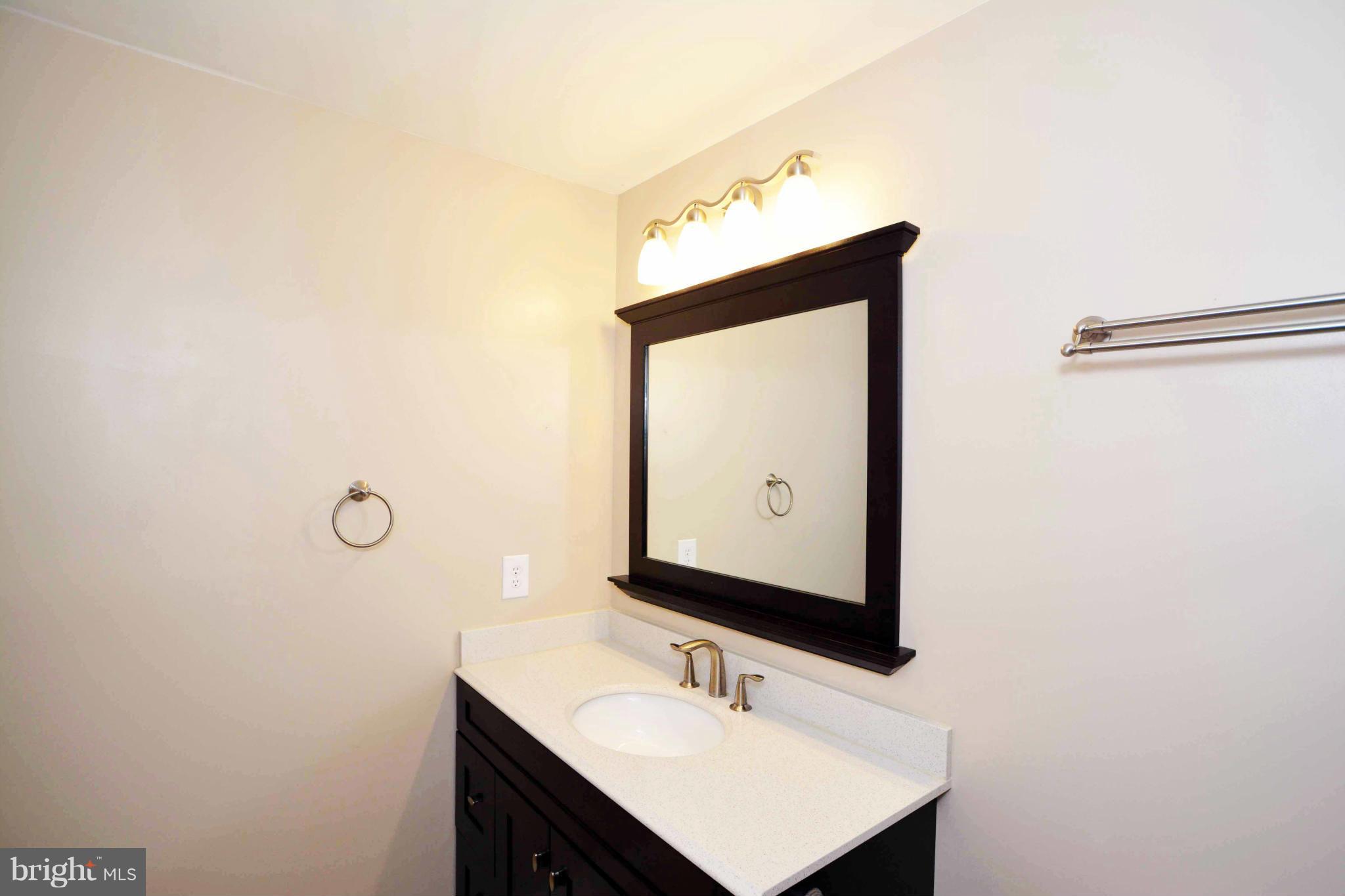 15213 Elk Run Road Chantilly, VA 20151 - Photo 26 of 26 UPSTAIRS HALLWAY BATHROOM 2