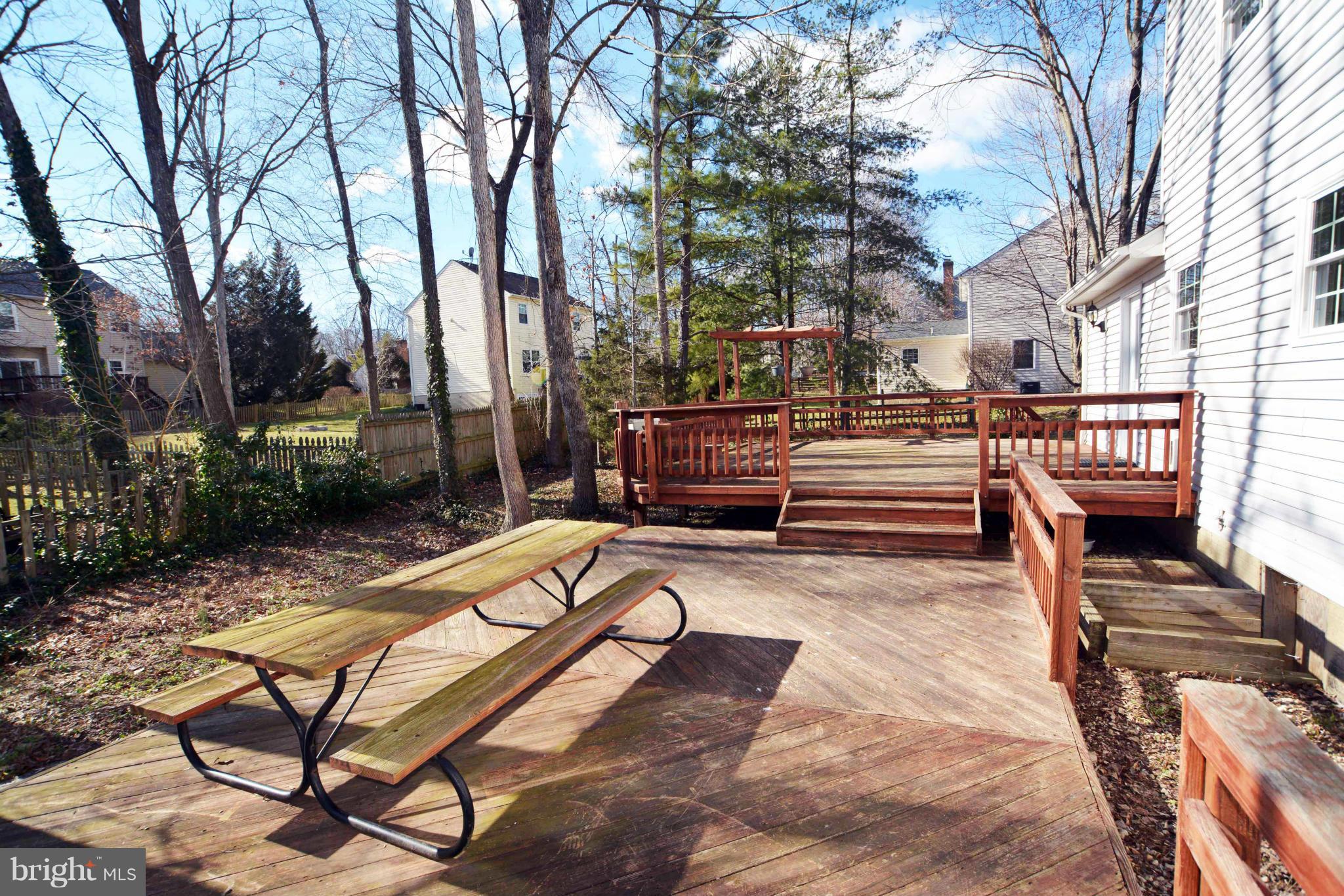 15213 Elk Run Road Chantilly, VA 20151 - Photo 7 of 26 DECK 2