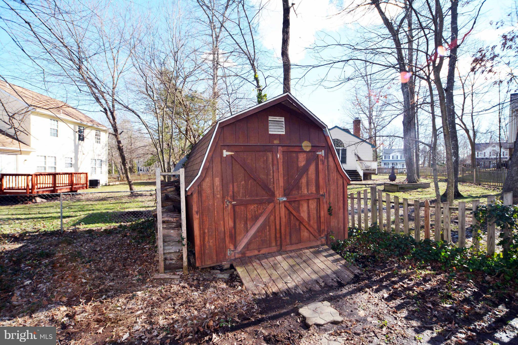 15213 Elk Run Road Chantilly, VA 20151 - Photo 8 of 26 SHED IN YARD