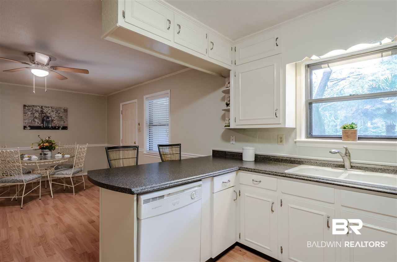 7088 Westfield Road Theodore, AL 36582 - Photo 11 of 37