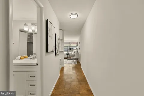 $265,000 | 1301 20th Street Northwest, Unit 817, Washington, DC 20036