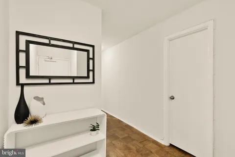 $264,000 | 1301 20th Street Northwest, Unit 817, Washington, DC 20036