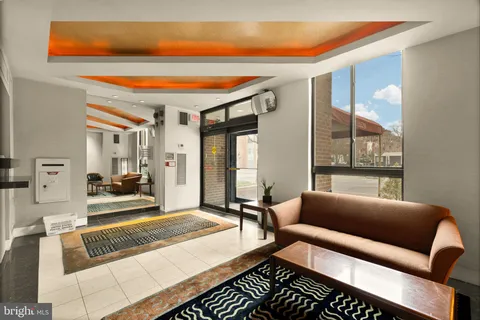 $264,000 | 1301 20th Street Northwest, Unit 817, Washington, DC 20036