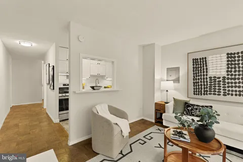 $264,000 | 1301 20th Street Northwest, Unit 817, Washington, DC 20036