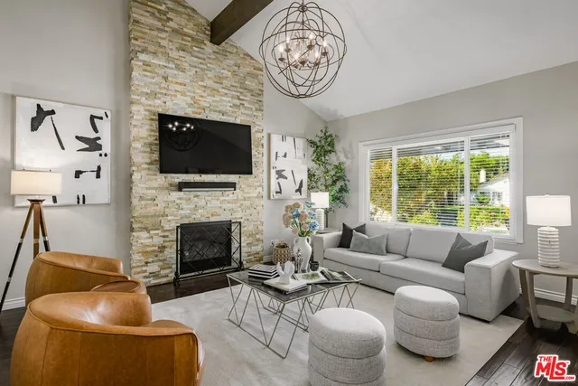 $1,539,000 | 6652 Buttonwood Avenue, Oak Park, CA 91377