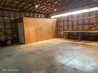 231 Blossom Road Louisville, KY 40229 - Photo 20 of 22 18