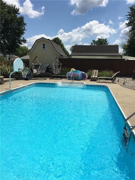 6818 Five Points Road Indianapolis, IN 46237 - Photo 2 of 46 Gallery Image 2