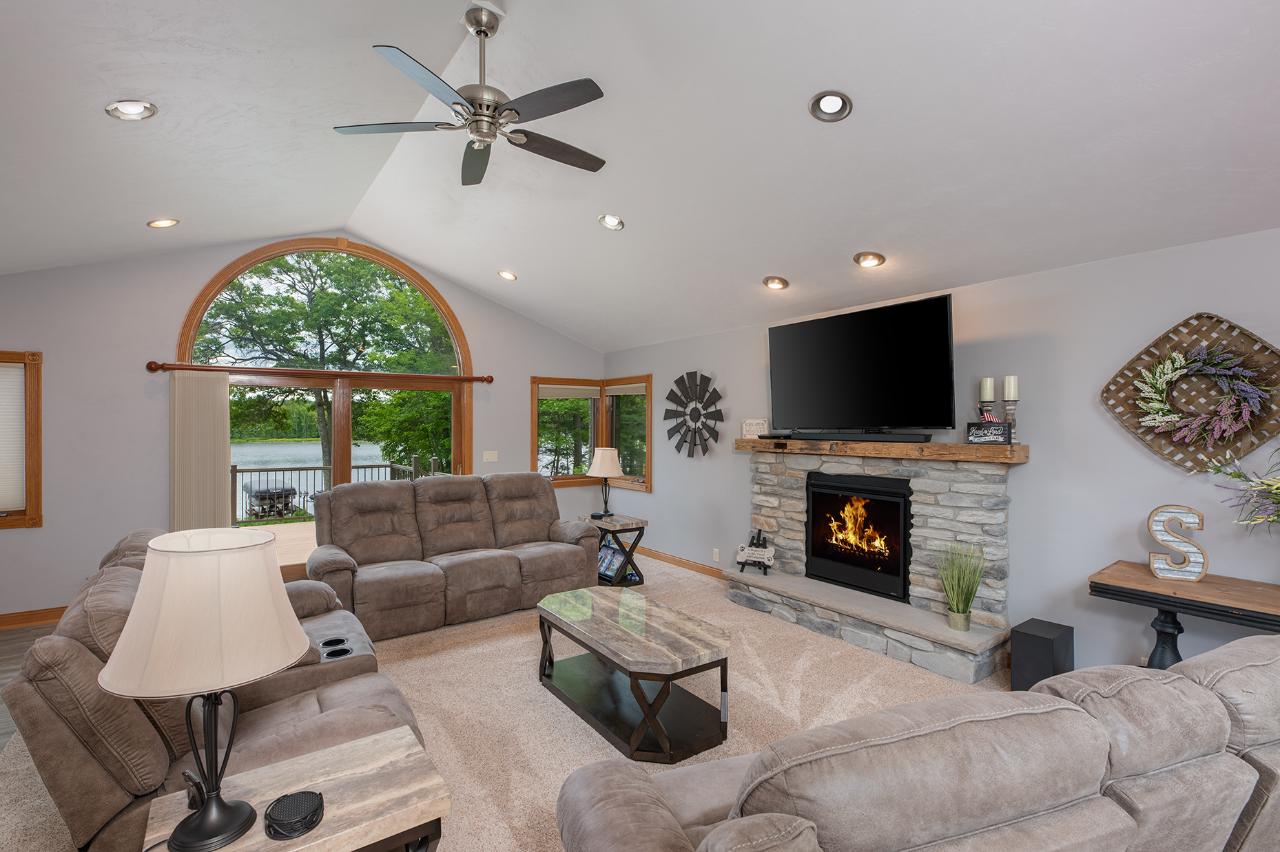 4170 Bass Bay Drive Rhinelander, WI 54501 - Photo 8 of 21 Gallery Image 8
