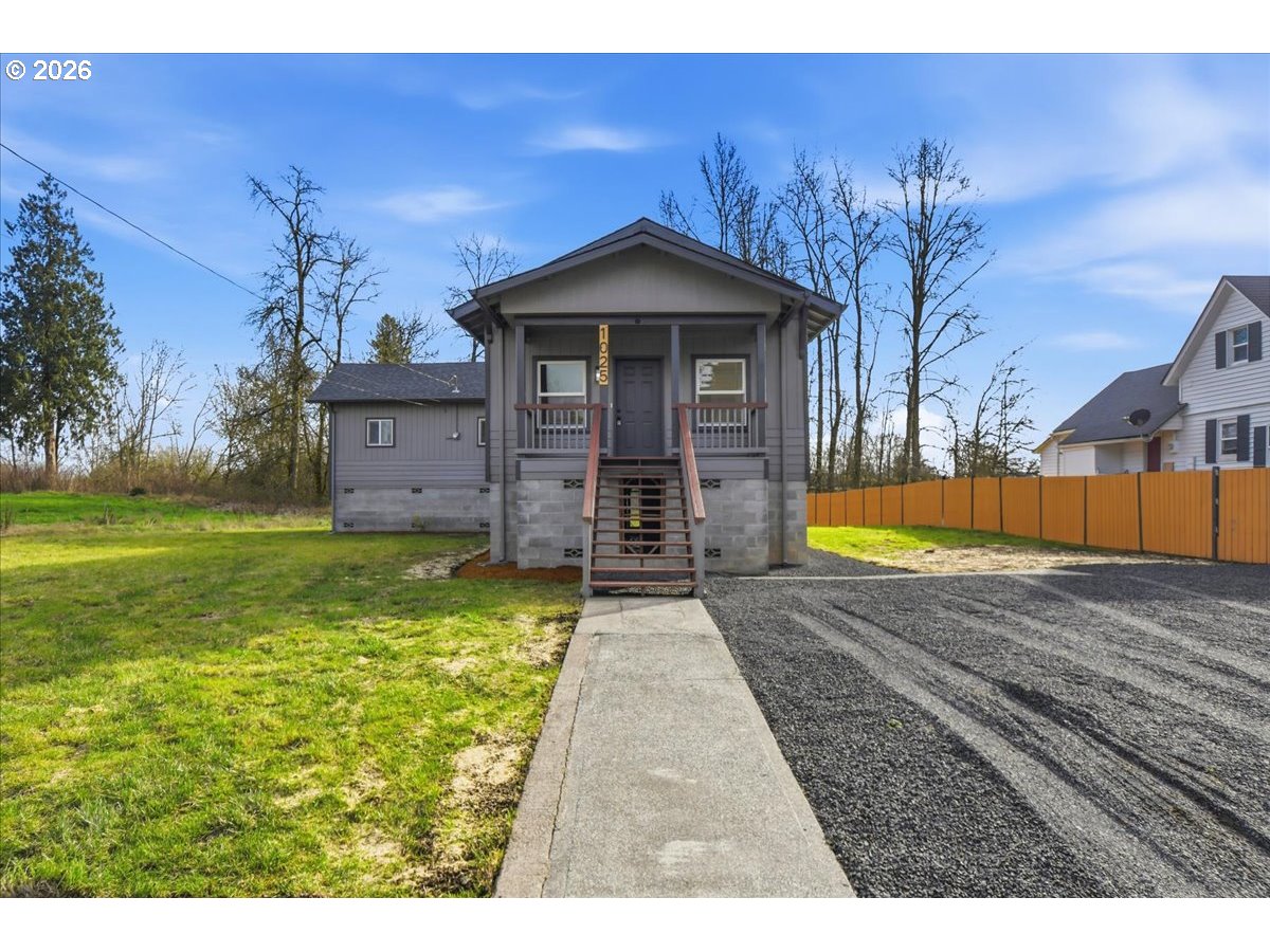 1025 Northwest Prindle Street Chehalis, WA 98532 - Photo 3 of 29