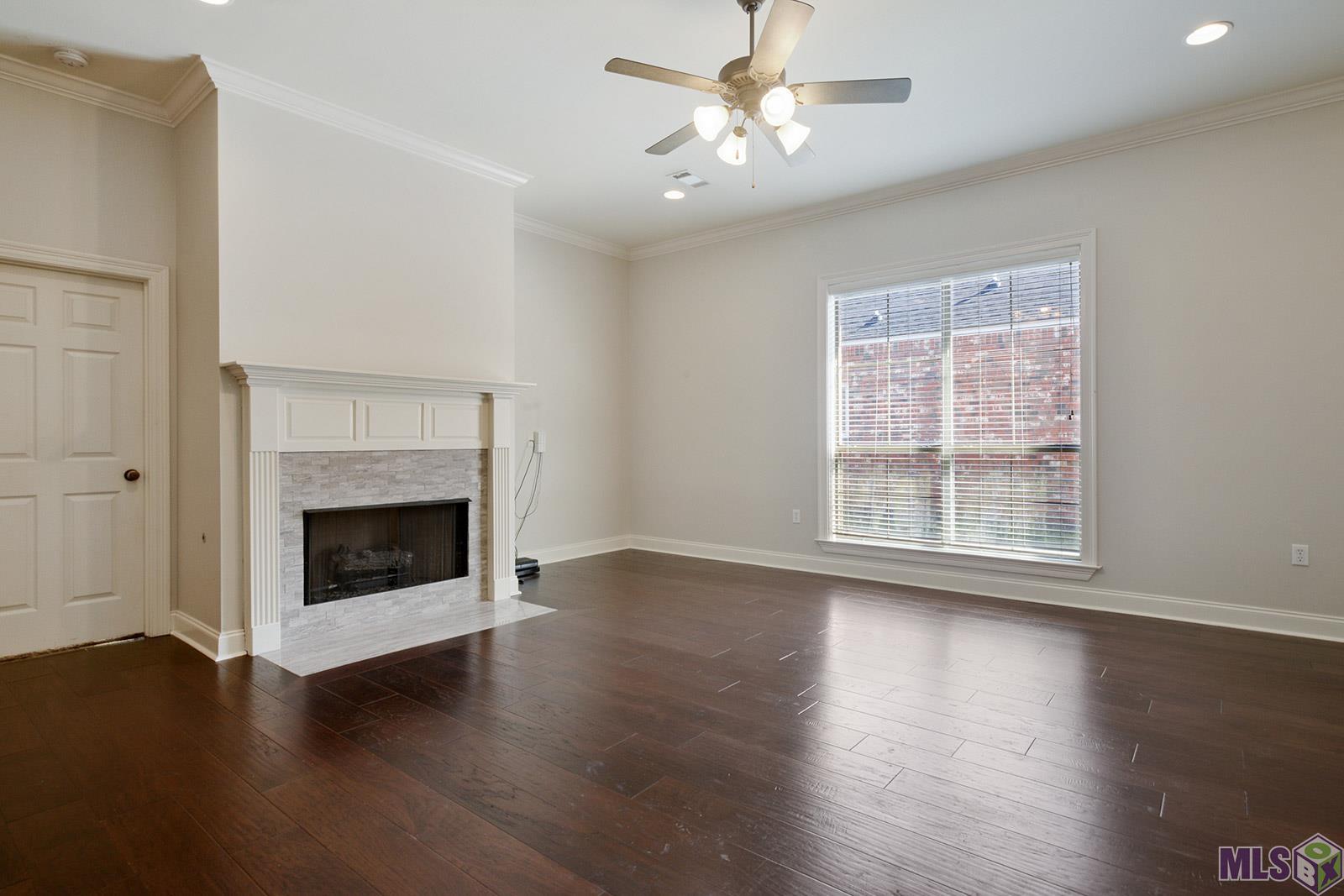 10153 Springvalley Avenue Baton Rouge, LA 70810 - Photo 3 of 14 Gallery Image 3