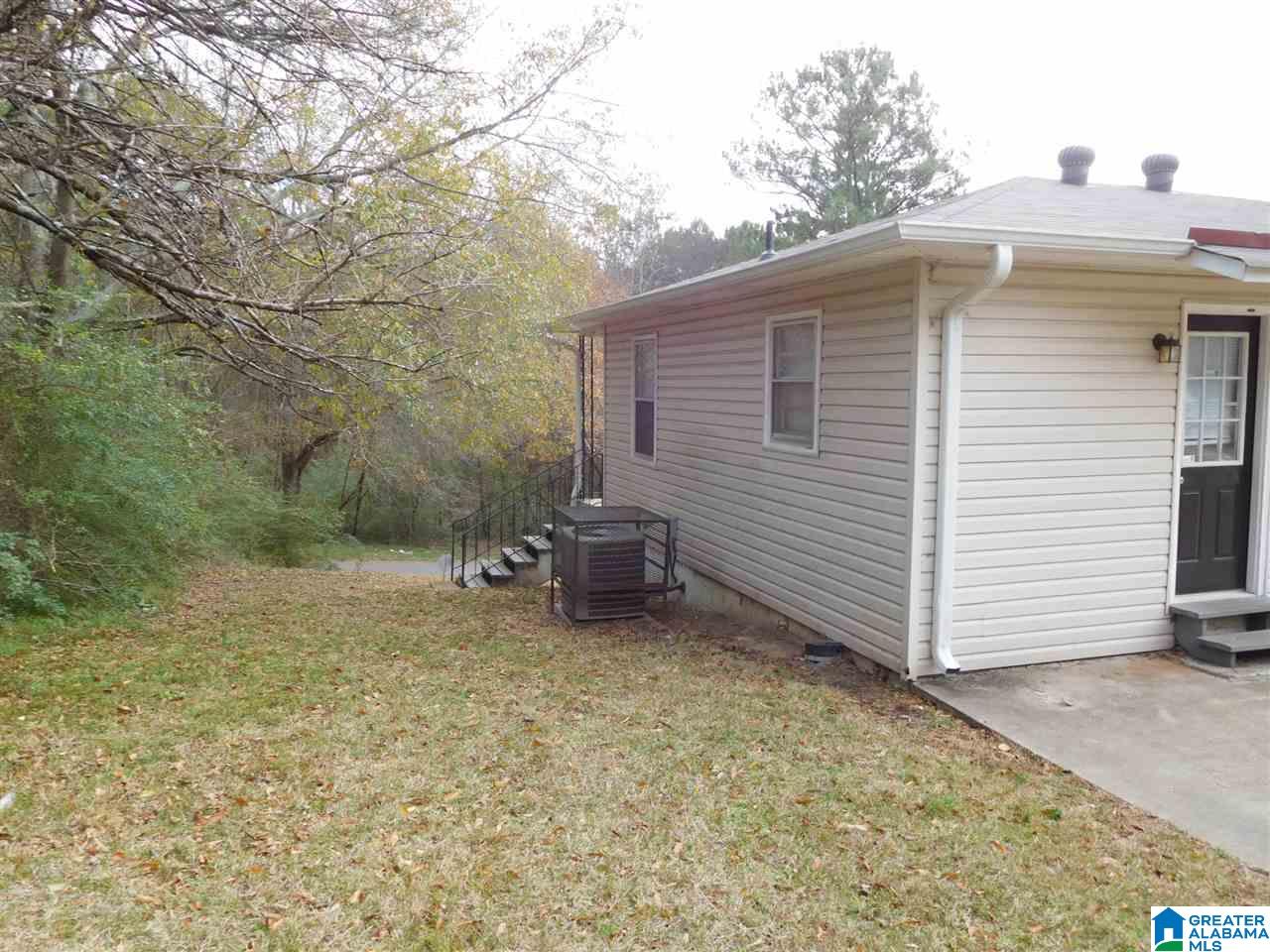 604 Ave J Bessemer, AL 35020 - Photo 3 of 30