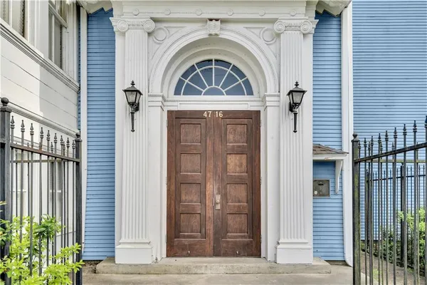 $335,000 | 4716 Annunciation Street, Unit 2E, New Orleans, LA 70115