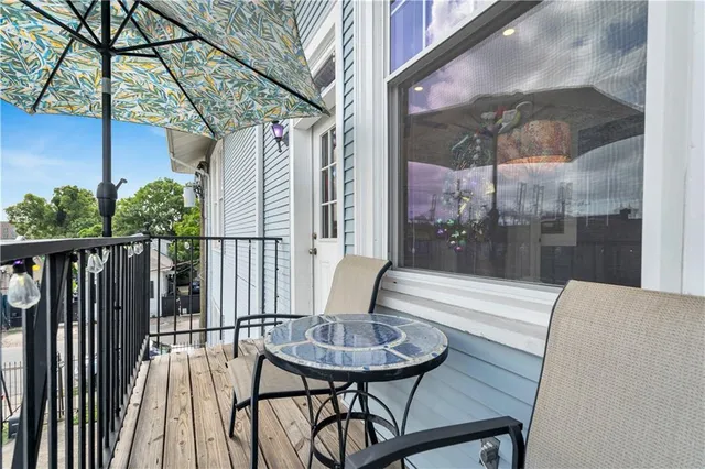 $340,000 | 4716 Annunciation Street, Unit 2E, New Orleans, LA 70115