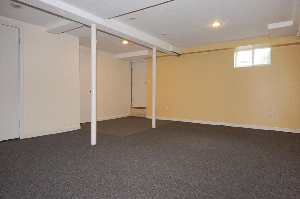 82 Bay State Road Belmont, MA 02478 - Photo 22 of 30