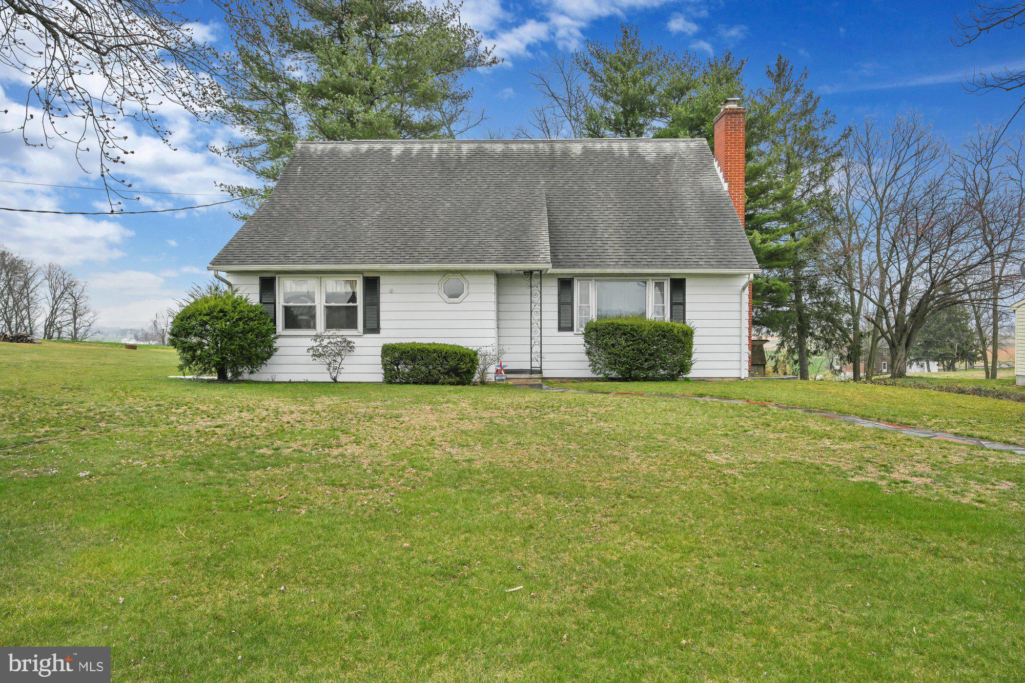 481 Foreman Road Elizabethtown, PA 17022 - Photo 1 of 38 Front