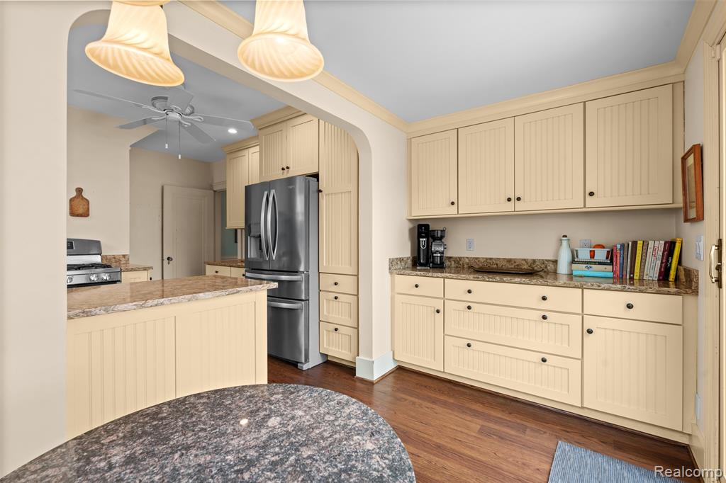 414 Cloverly Road Grosse Pointe Farms, MI 48236 - Photo 29 of 60