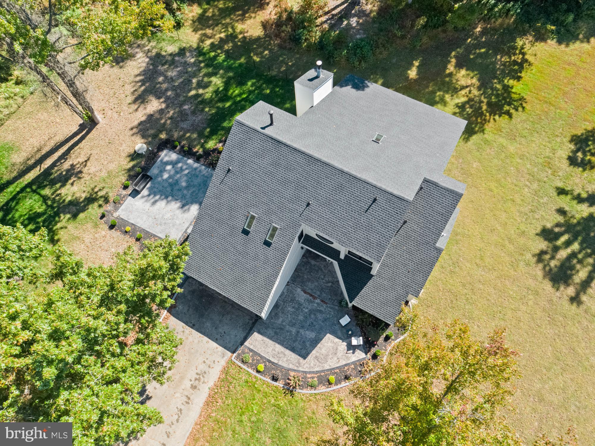 135 Heritage Road Sewell, NJ 08080 - Photo 4 of 70 Gallery Image 4
